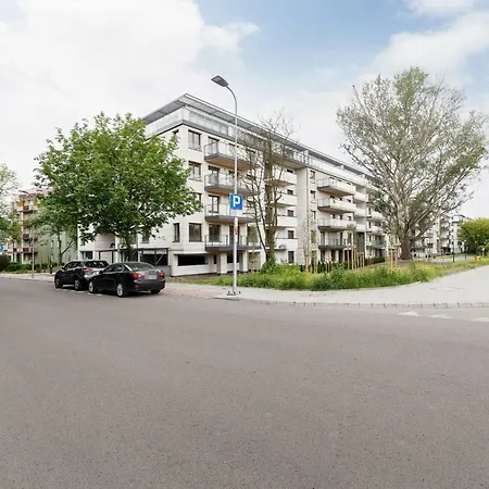 Apartments Kraków Przedwiośnie by Renters-2